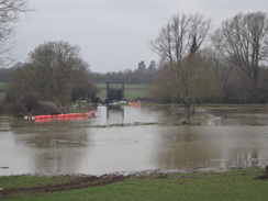 P2018DSC09255	The flooded Ashton Lock.