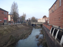 P2018DSC09325	The River Welland in Market Harborough.