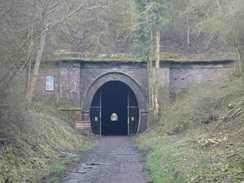 P2018DSC09350	The entrance to the 'up' Oxendon Tunnel.