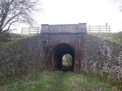 P2018DSC09383	The bridge under the Midland Main Line to the east of Braybrooke.