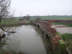 P2018DSC09522	Turtle Bridge.