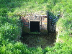 P2018DSC09677	A roadside spring in Wakerley.