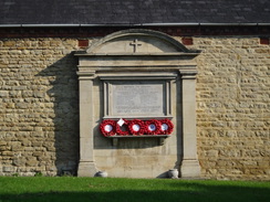 P2018DSC09890	Cogenhoe war memorial.