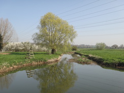 P2018DSC09937	The Nene near Barton Lock.