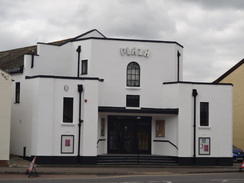 P2018DSC00364	An old cinema in Thrapston.