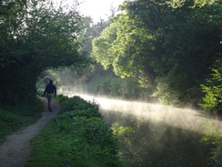 P2018DSC00396	Following the Oxford Canal north past Lower Heyford.