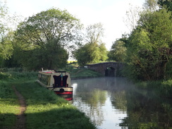 P2018DSC00404	The Oxford Canal between Lower and Upper Heyford.