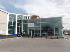 P2018DSC00555	The entrance to Banbury railway station.