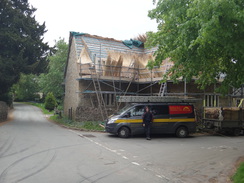 P2018DSC00811	A house being thatched in Barnwell.