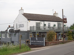 P2018DSC01226	The Dog-in-a-Doublet pub.