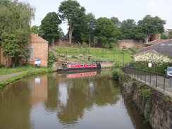 P2018DSC01283	Following the canal towards Chester city walls.