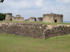 P2018DSC01495	Flint Castle.