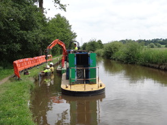 P2018DSC01803	Repairs to the canalbank near Grindley Brook.