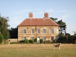 P2018DSC02387	A house near Church Charwelton church.