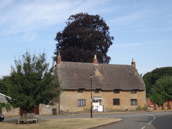 P2018DSC02433	A house in Staverton.