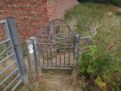 P2018DSC02498	An ornate clappergate in Ashby St Ledgers.