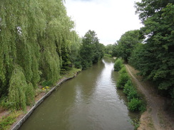 P2018DSC02535	The Grand Union Canal at Watford Gap.