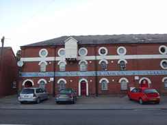 P2018DSC02879	An attractive old warehouse in Wisbech.