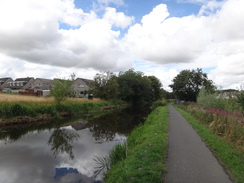 P2018DSC03316	The canal to the east of Ratho.