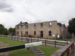 P2018DSC03620	A ruined canalside building.