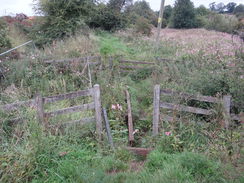 P2018DSC03717	A rather decrepit stretch of path to the east of the A879.