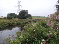 P2018DSC03723	The River Kelvin approaching Balmuidy Bridge.