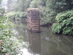 P2018DSC03769	An old bridge pier in Maryhill.