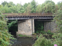 P2018DSC03863	The old Garrioch Quadrant railway viaduct over the Kelvin near the old Kirklee station.