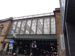 P2018DSC03978	An entrance to Glasgow Central station.