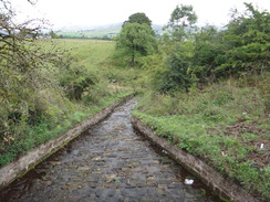 P2018DSC04021	A sluice from the canal.