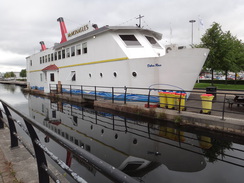 P2018DSC04154	a faux-ship at Clydebank.