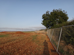 P2018DSC04342	Following a fence to the west of Neithrop.