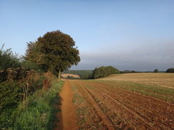 P2018DSC04344	Heading west towards Wroxton.