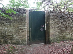 P2018DSC04904	The door in the wall leading into Blenheim Great Park.