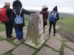 P2018DSC05988	Shutlingsloe trig pillar.