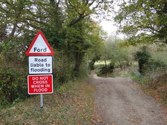 P2018DSC06156	A rather glaring sign at Barrel Bridge.