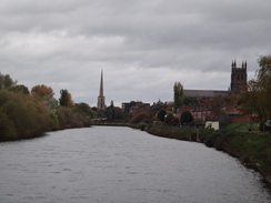 P2018DSC06215	Looking north up the Severn past Worcester.