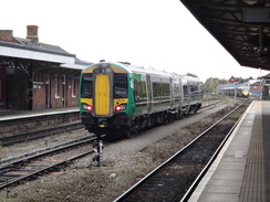 P2018DSC06265	172211 at Worcester Shrub Hill station.