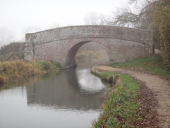 P2018DSC06305	Bridge #11 on the Aylesbury Arm.