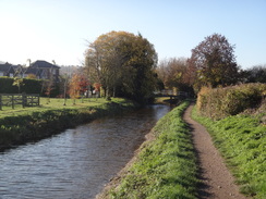 P2018DSC06419	The canal approaching Bucklandwharf.