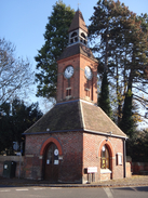 P2018DSC06464	Wendover clock tower.