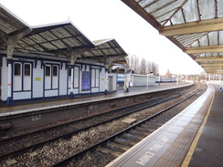 P2018DSC06559	Kettering railway station.