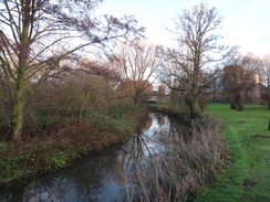 P2018DSC06657	The river Gipping beside the maltings.