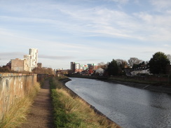 P2018DSC06786	following the river through Ipswich.