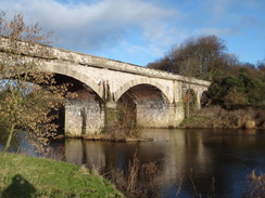 P2018DSC06960	Tadcaster Viaduct.