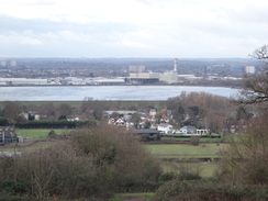 P2019DSC07199	Looking west from Barn Hill ofer King George's reservoir and Enfield.