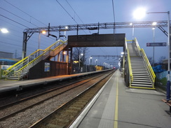 P2019DSC07463	Rainham station.