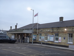 P2019DSC07888	Orpington station.