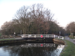 P2019DSC08167	Hirst Mill Swing Bridge no. 207.