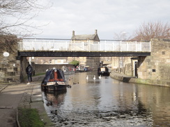 P2019DSC08330	The canal in Skipton.